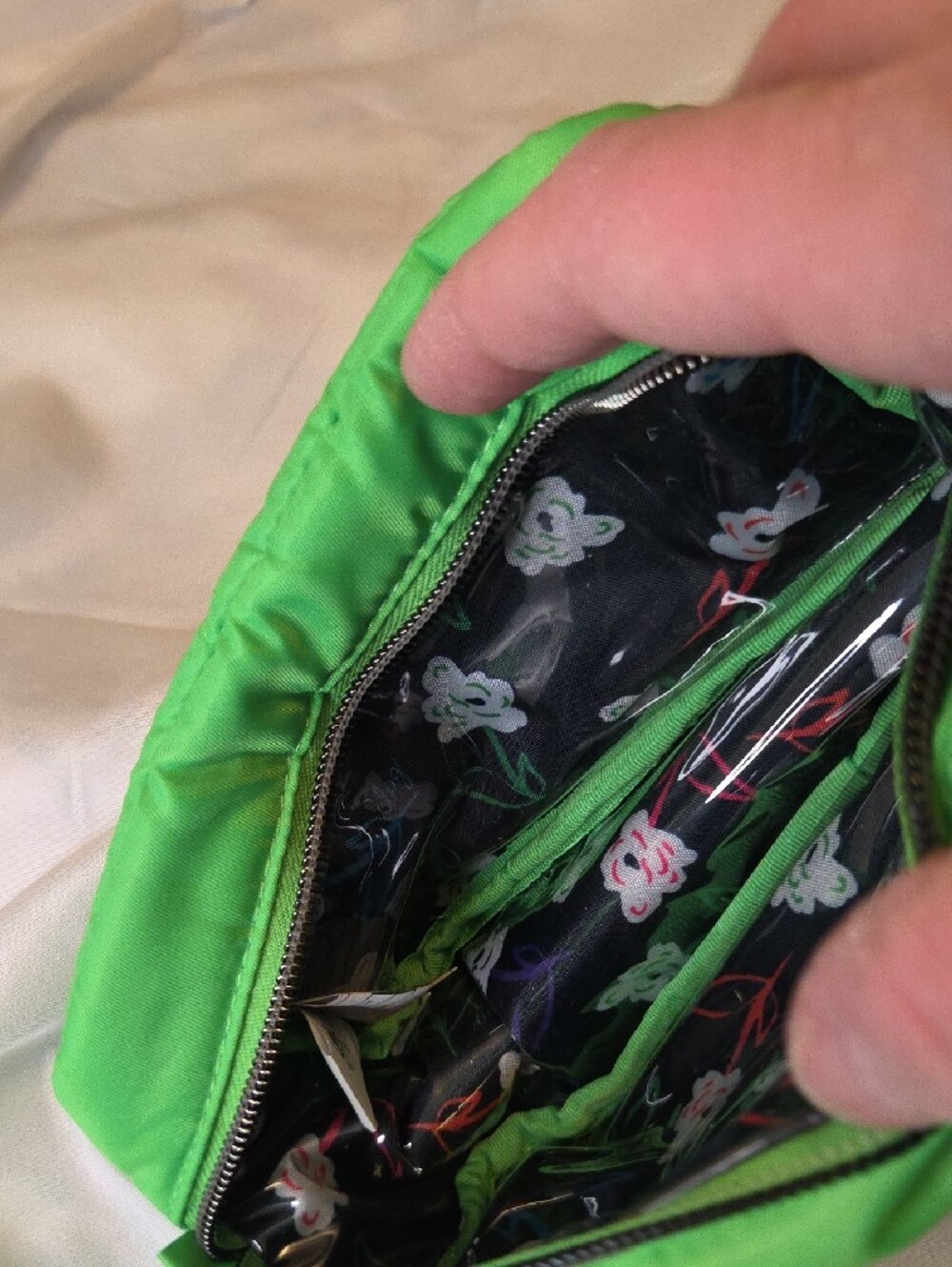 lug Quilted Crossbody Bag and Pouch Set in Lime Green - Picture 4 of 11